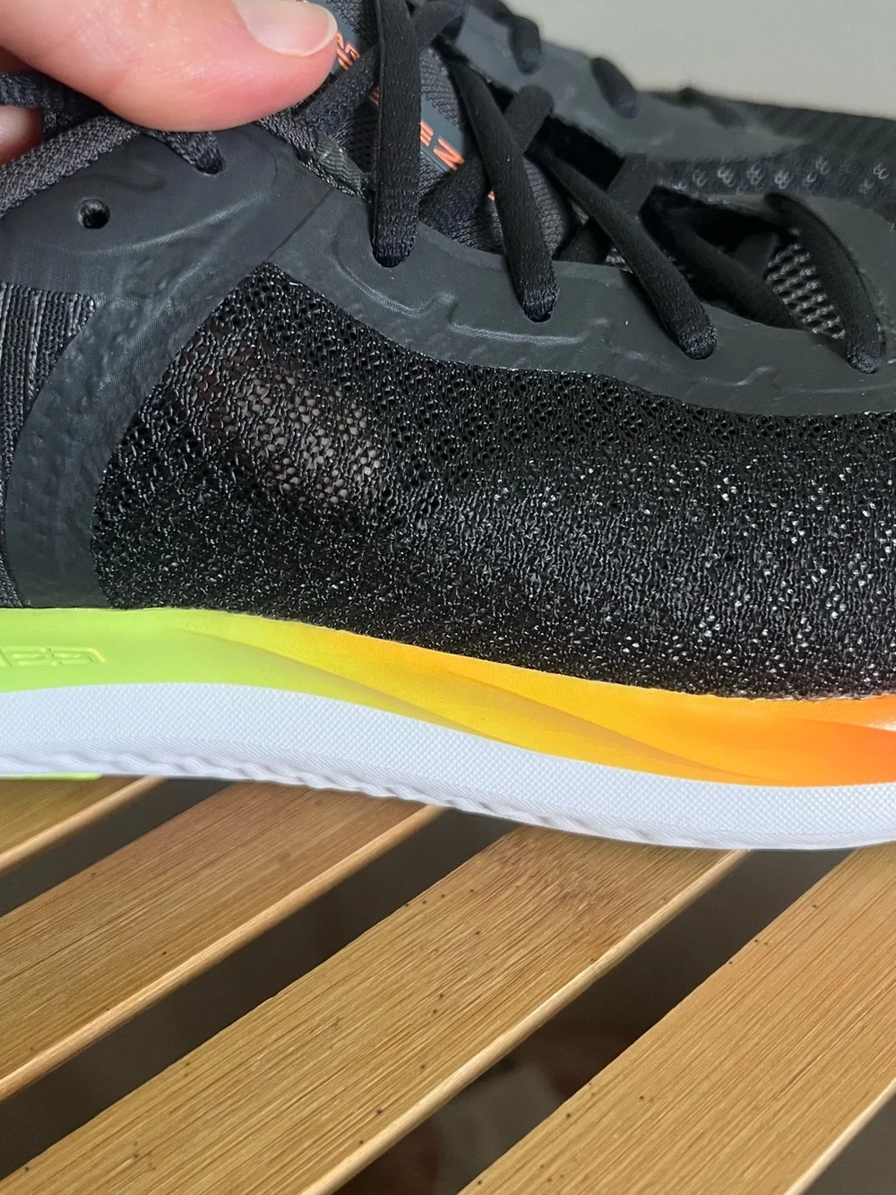 Under Armour UA Charged Breeze running shoes